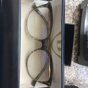 Super cute glasses, never worn!